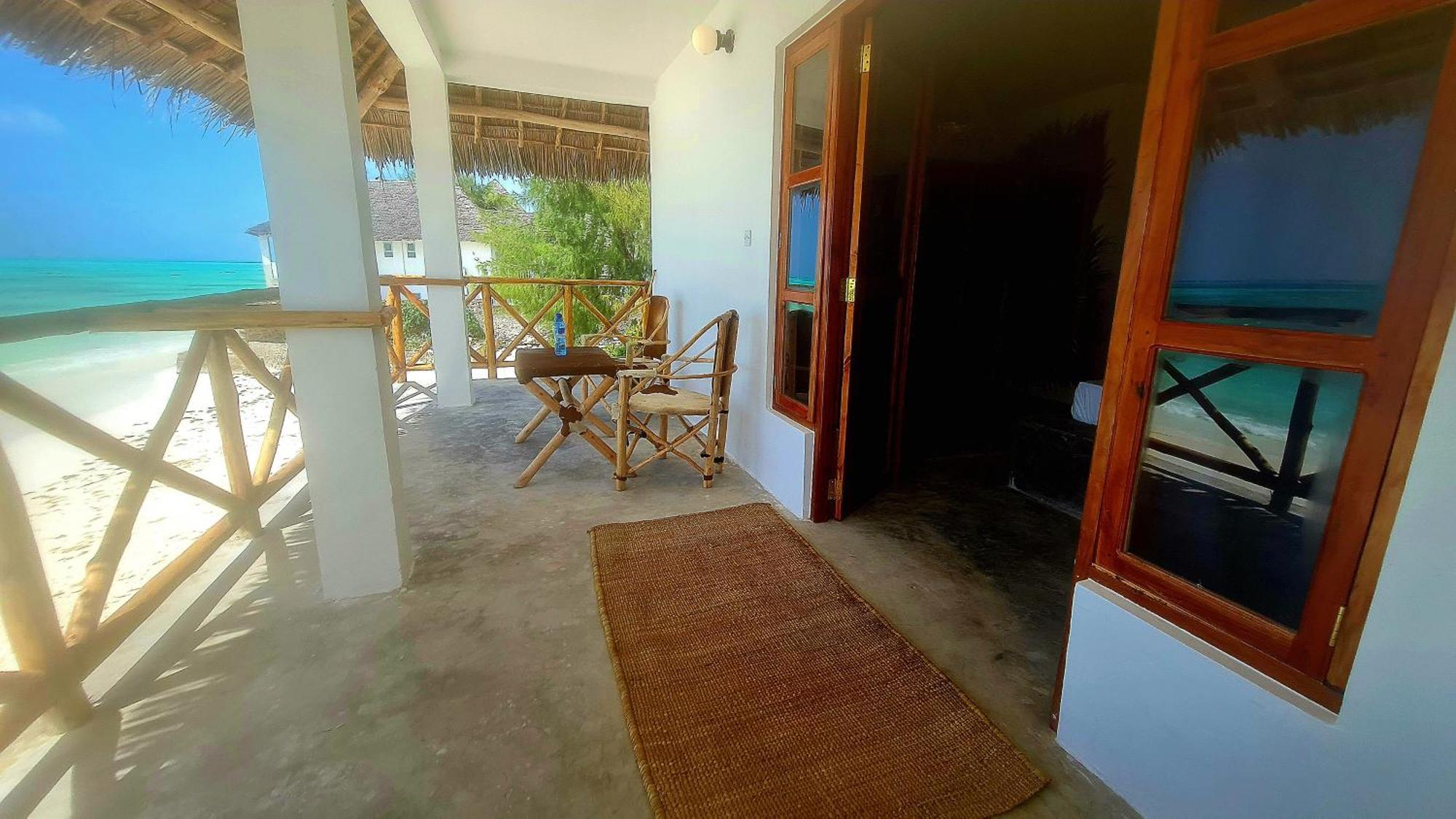Garden Beach Bungalows Jambiani ジャンビアニ エクステリア 写真