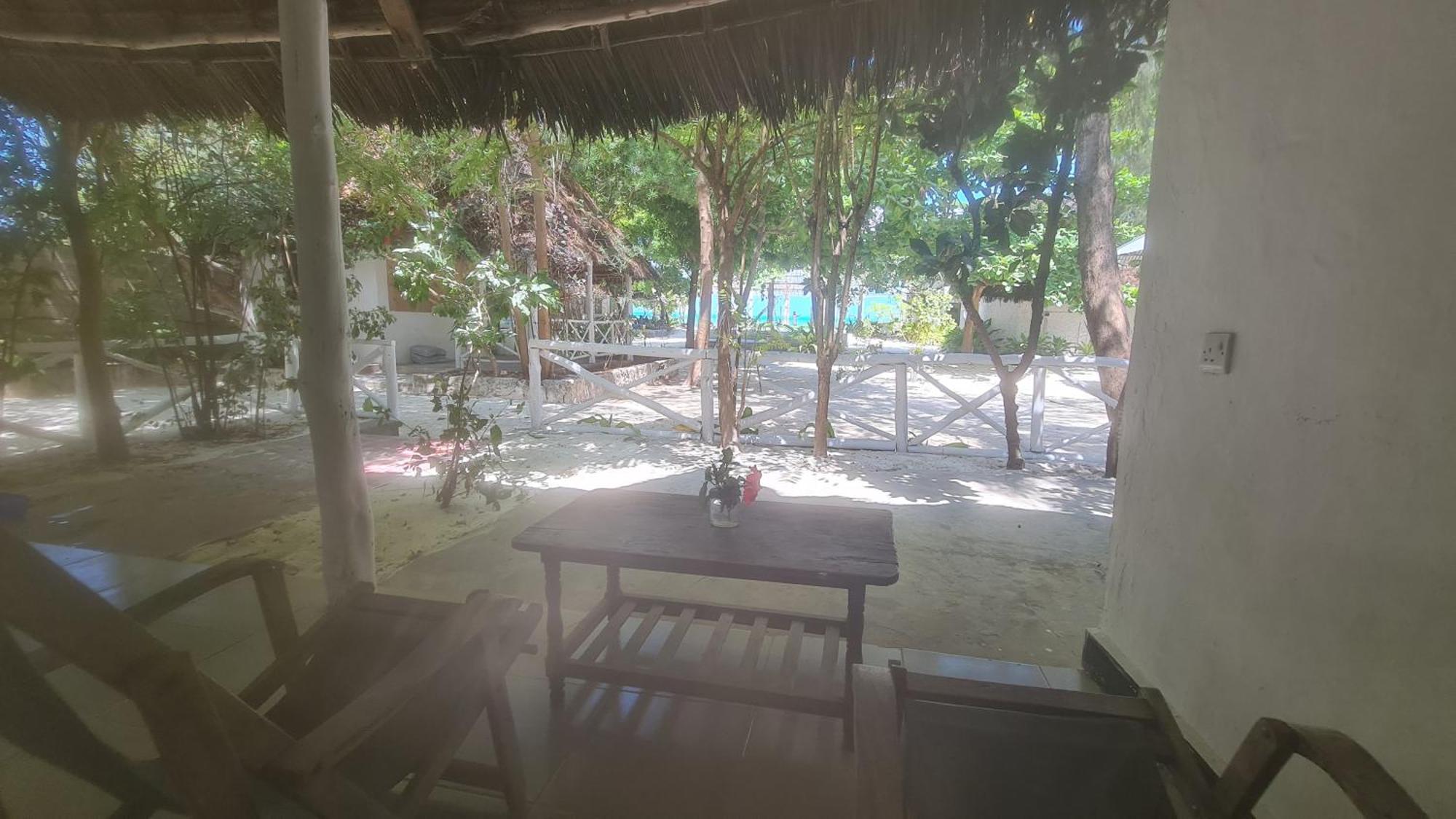 Garden Beach Bungalows Jambiani ジャンビアニ 部屋 写真